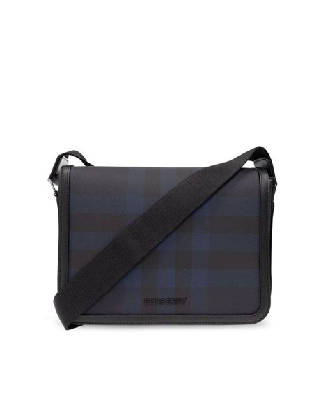 burberry small classic grain flag men bag u135 midnight|Small Alfred Bag in Navy .